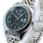 Détail de la montre automatique chiffre arabes en acier Emir Watches cadran noir